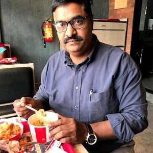 Meet your Posher, Sabir